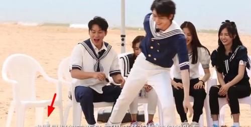 男顶|跑男顶水杯,郑恺撒一裤子,杨颖最稳,吴宣仪“蹬腿”笑到我了