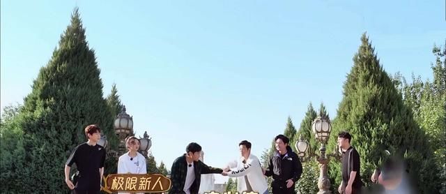  地位是受人尊敬|新宠！41岁秦昊，成为综艺新宠，这其中原因真的很现实