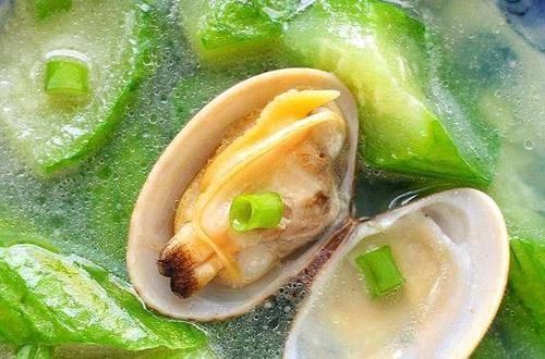  花蛤|夏季，聪明人常吃这菜，2块8一斤，用来煲汤好鲜，清爽不腻