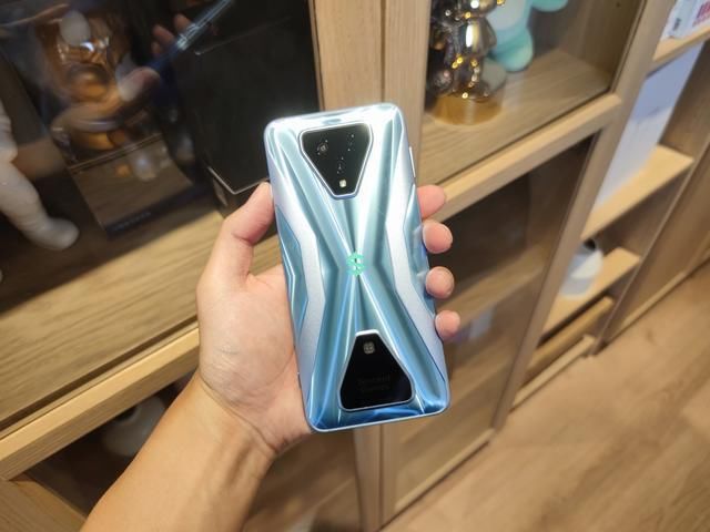 用到|腾讯黑鲨游戏手机3S评测：主流游戏满帧运行 JOYUI12加持好用到爆