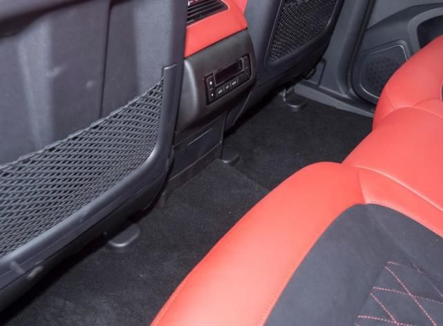 长城|长城越野强将H9,轴距2米8,配高功2.0T+四驱,20.98万起