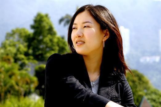 伏明霞住着过亿豪宅,68岁老公却骨瘦如柴,郭晶晶看了直摇头!