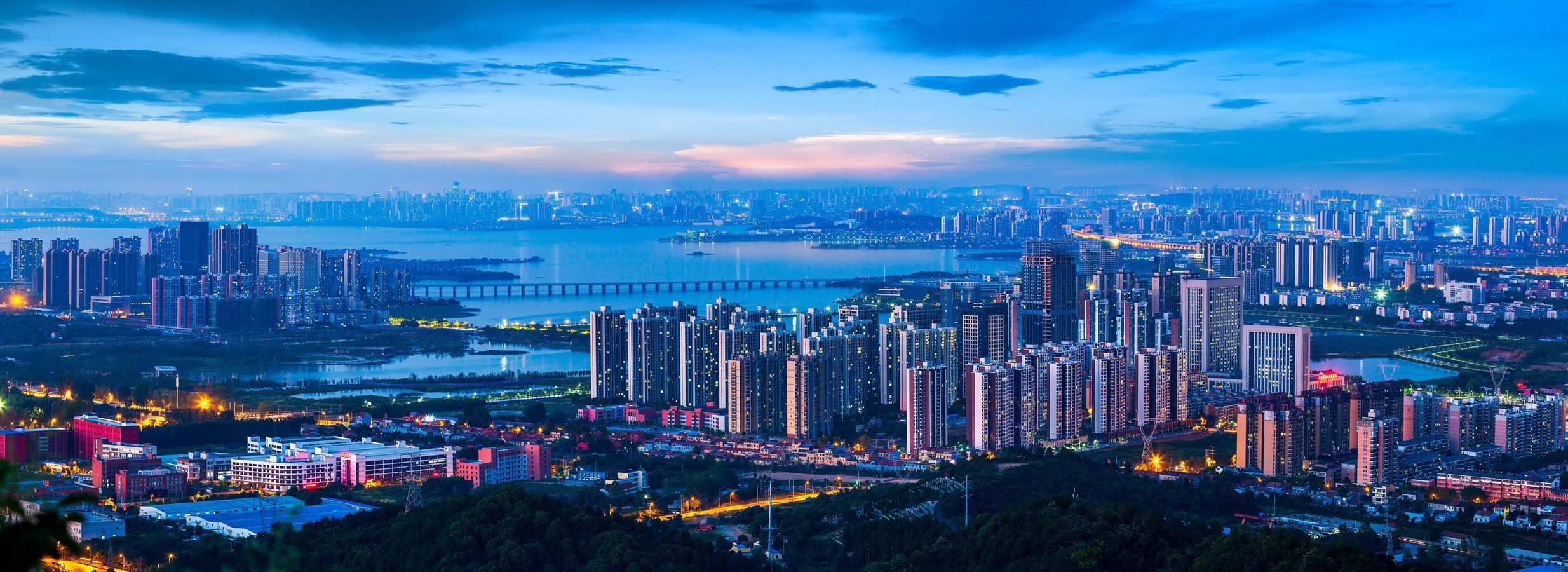 江夏区委书记张斐:对标学习三种意识,比学赶超勇攀高峰