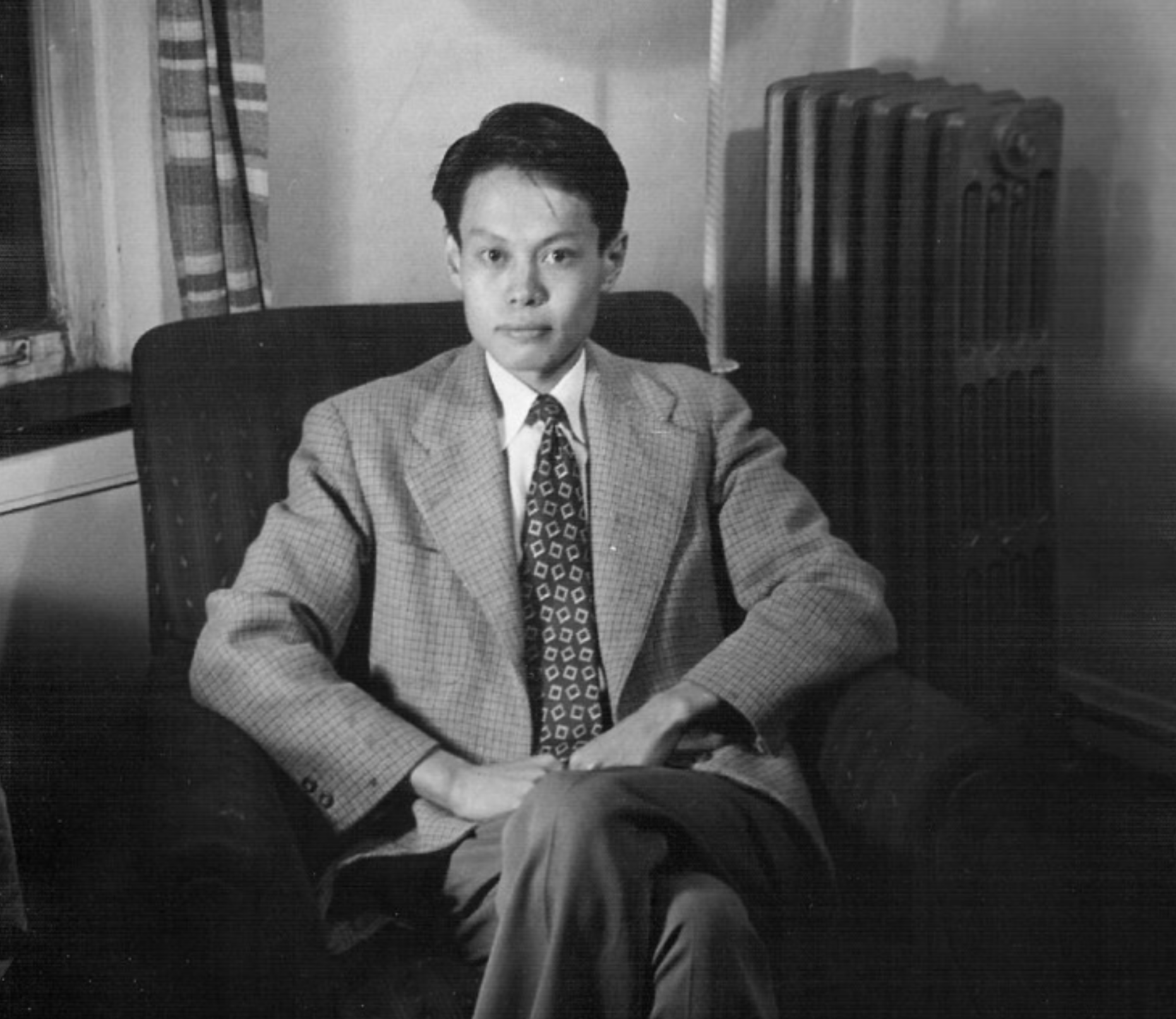 结婚18年后,100岁的杨振宁变化不大,46岁的翁帆却像换了个人_社会焦点