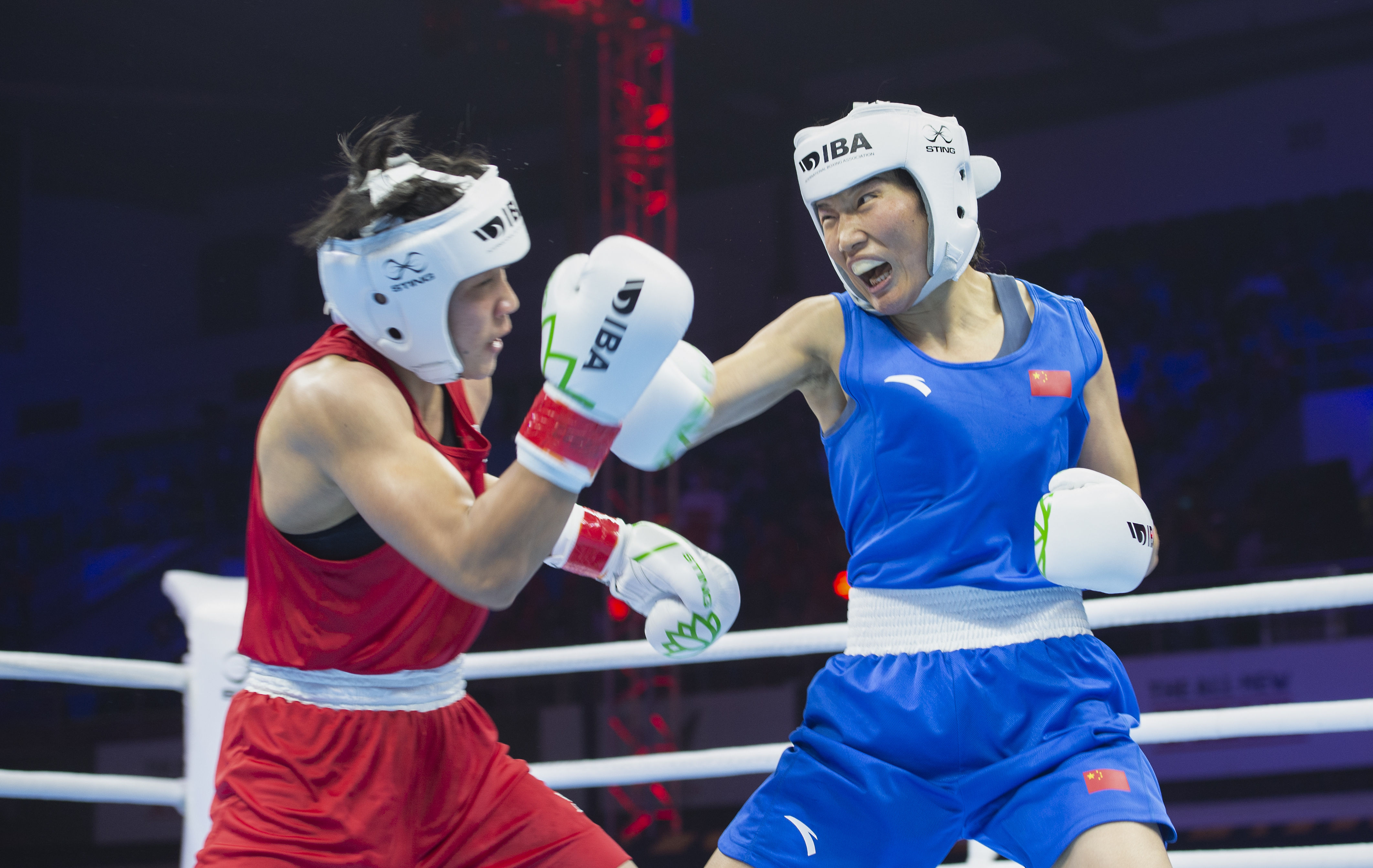 拳击——世界女子锦标赛:杨柳获63-66公斤级冠军_实时体育_资讯_瓯南