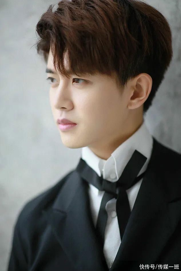 网传张继科是任嘉伦介绍给景甜的,网友辣评:缺大德了_中国智能工业网